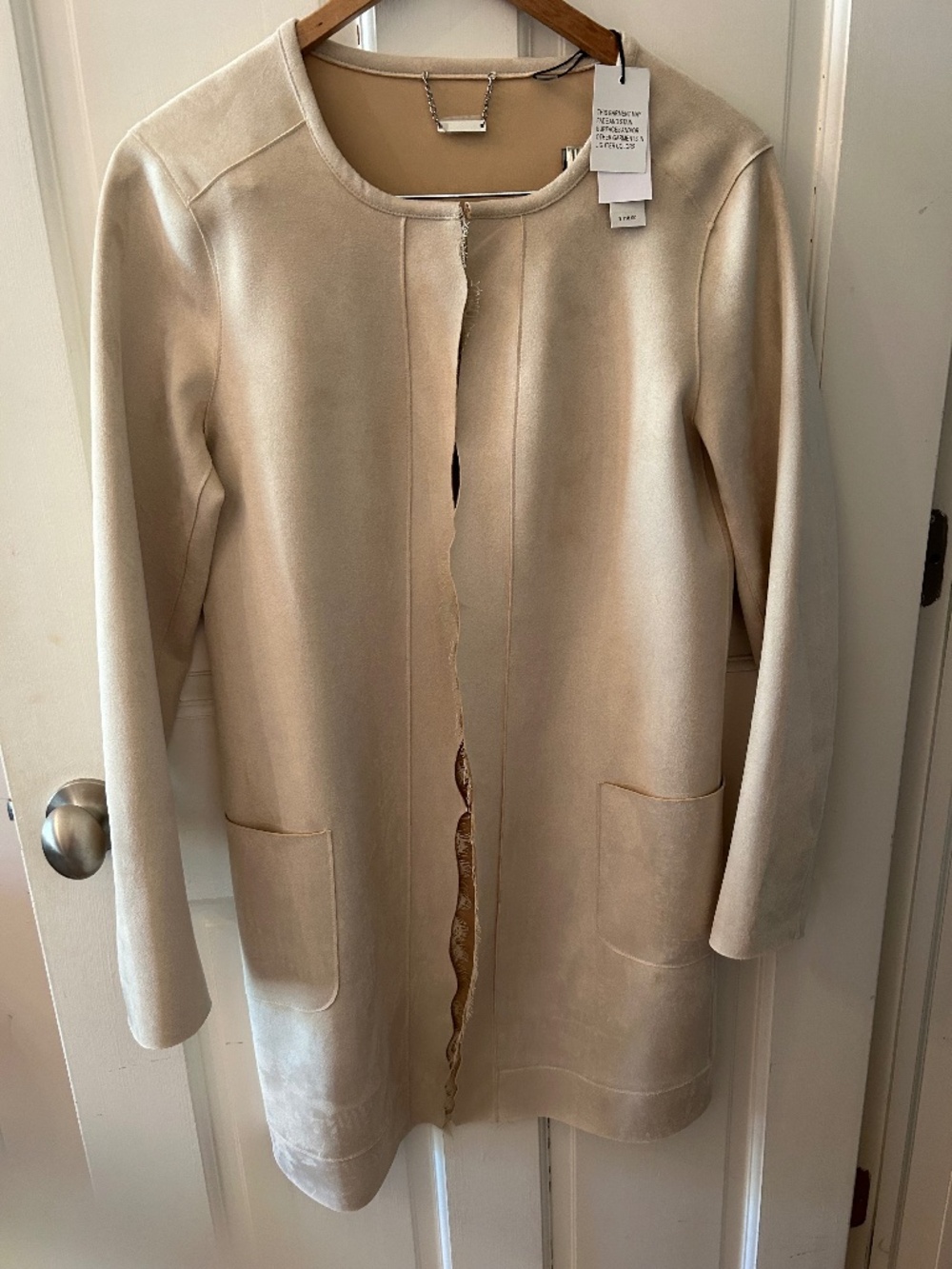 STUNNING FAUX-SUEDE TAHARI COAT
